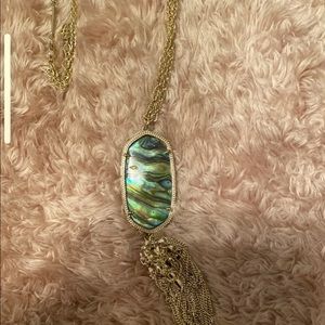 Kendra Scott necklace